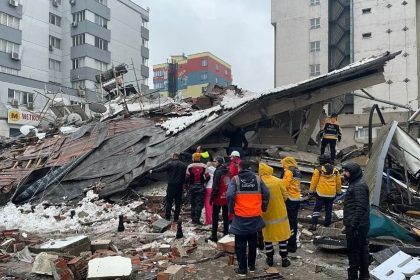 الخارجية تعلن إجلاء 59 عراقياً من مركز الإيواء في أنقرة إلى الموصل