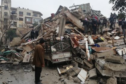 محافظ حلب: نعمل على تأمين المواد الاغاثية للمتضررين من الزلزال