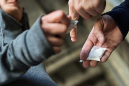 سويسرا تعلن العمل على تسهيل صرف مخدر الهيروين للمدمنين في الصيدليات