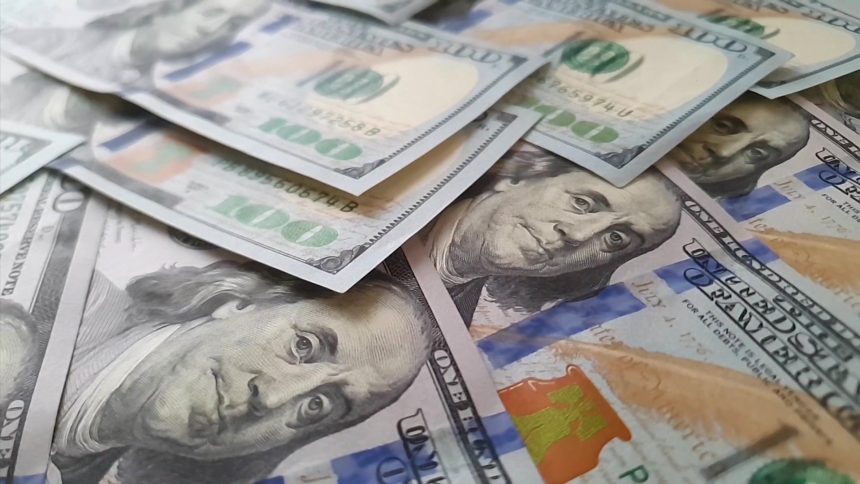 ارتفاع اسعار الصرف رغم التخفيض.. انتقادات لضعف الاجراءات