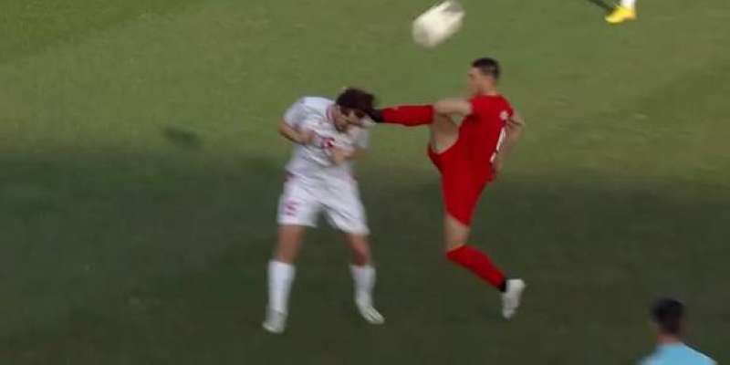 اسرع طرد في التاريخ.. لاعب اردني يحصل على البطاقة الحمراء بعد مرور 5 ثوان من المباراة