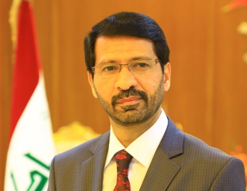 مستشار رئيس الوزراء للشؤون الدستورية حسن الياسري