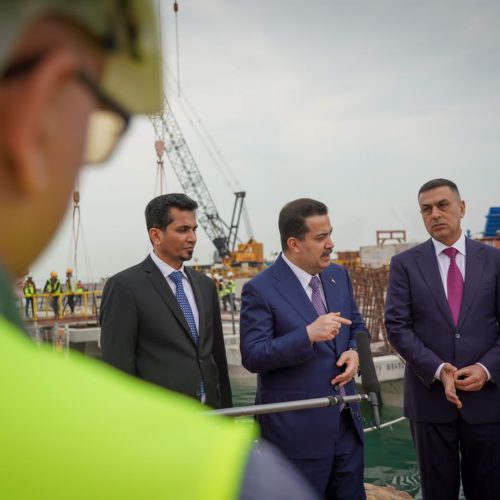 السوداني يزور موقع ميناء الفاو ويتابع مجريات العمل فيه والتنفيذ