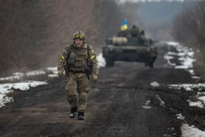 وزارة الدفاع الاوكرانية تعلن البدء بهجوم مضاد في دونباس