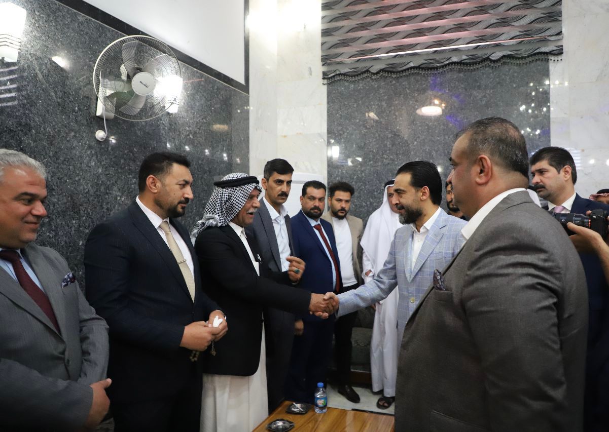 بالصور.. الحلبوسي يزور مضيف قبيلة السادة المعامرة