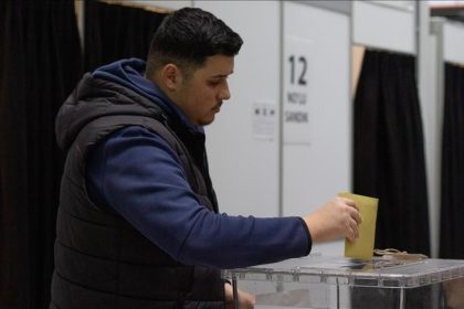 اكثر من مليون تركي يصوتون في الانتخابات الرئاسية بالخارج والمعابر الحدودية