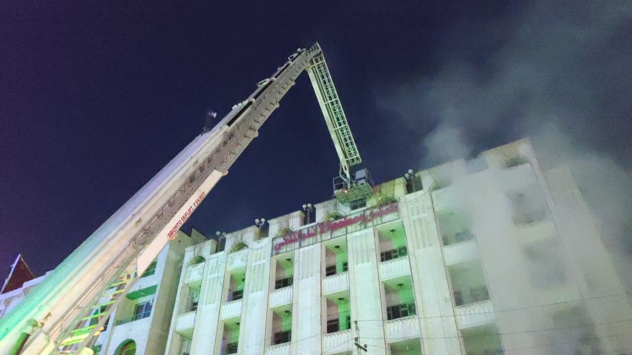 اخماد حريقين في الكرادة وسط بغداد