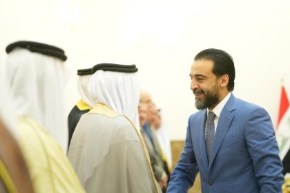 بالصور.. الحلبوسي يلتقي عدداً من شيوخ ووجهاء أقضية عنة وراوة في الأنبار