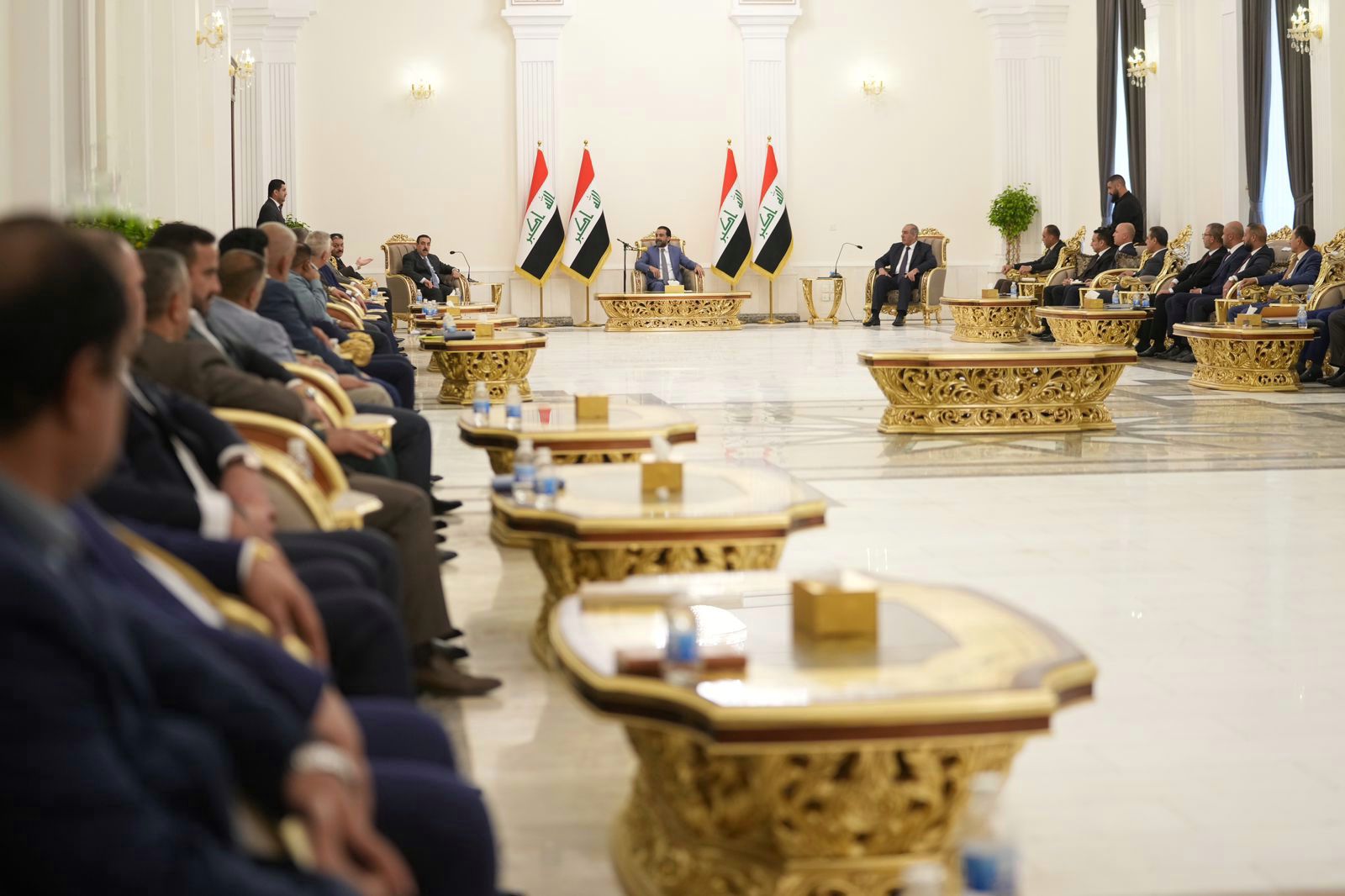 الحلبوسي يعقد اجتماعاً مع محافظ الانبار ونوابه ورؤساء الوحدات الإدارية