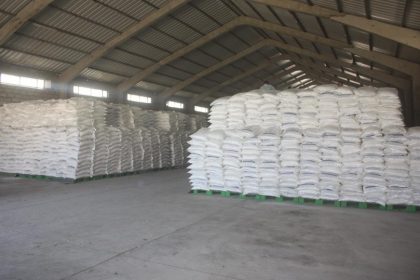 الأمن الوطني في بغداد يُحبط عمليات تهريب (1500) طن من المواد الغذائية والاعلاف ممنوعة التداول