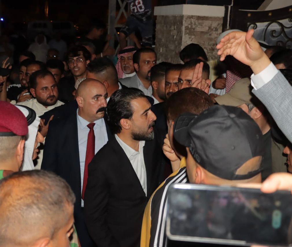 بالصور.. الحلبوسي يزور عشيرة المشاهدة في الأنبار بمضيف الشيخ أحمد المشهداني