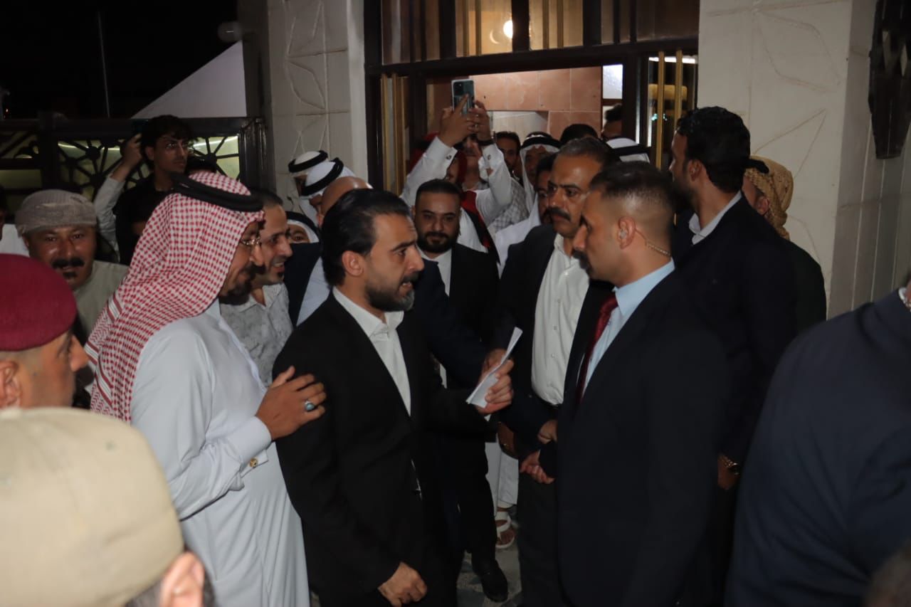 بالصور.. الحلبوسي يزور عشيرة المشاهدة في الأنبار بمضيف الشيخ أحمد المشهداني