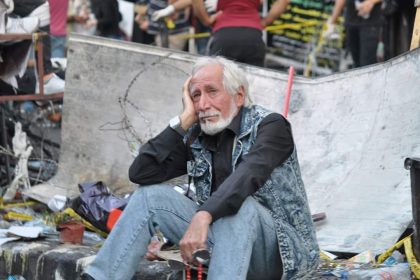 وفاة الفنان العراقي غازي الكناني