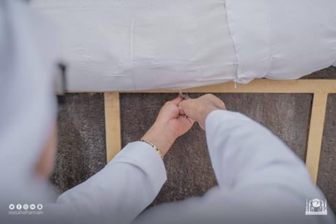 رئاسة شؤون الحرمين تعلن اكمال الاستعدادات لتغيير كسوة الكعبة المشرفة