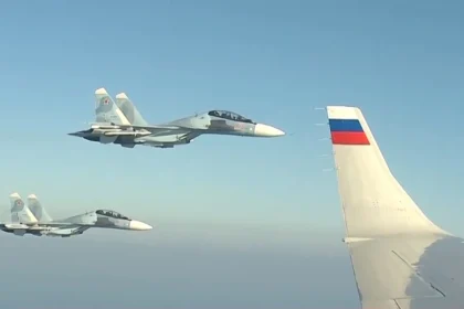 مقاتلة روسية تتسبب باضرار لمسيرة امريكية في سوريا