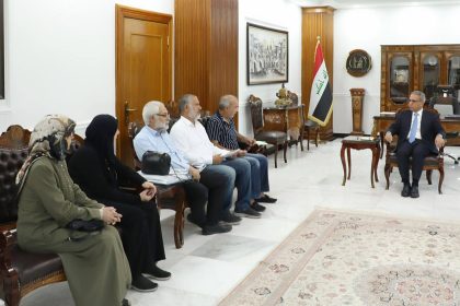 زيدان يبحث مع عدد من مواطني الجادرية تفاصيل الاشكالية الخاصة بالاراضي العائدة لهم