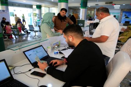 واسط تقرر جعل الدوام الرسمي 50‎ بالمئة‎ في الدوائر الحكومية بدءاً من الأحد المقبل