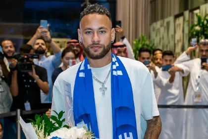 نيمار يزين أغلى تشكيلة في انتقالات 2023