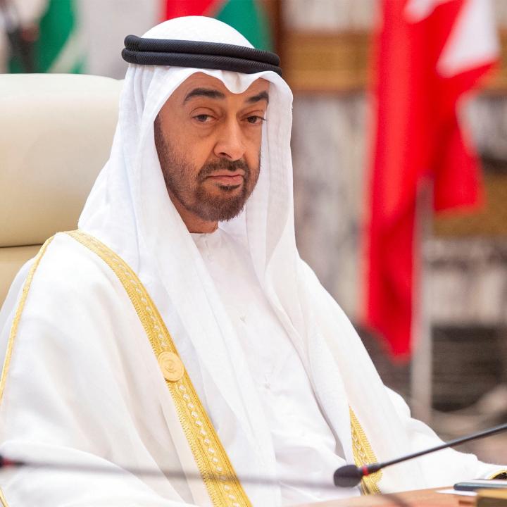 رئيس الإمارات يوجه بتسيير جسر جوي لنقل مساعدات إغاثية عاجلة إلى المغرب