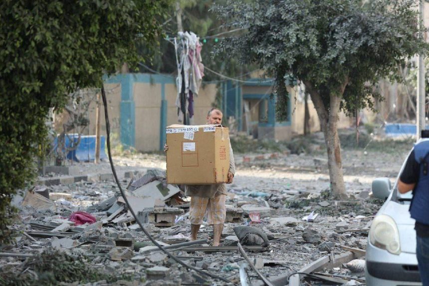 الصحة الفلسطينية: 900 شهيد و 4500 مصاب جراء الهجمات الاسرائيلية
