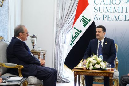 السوداني يستقبل في القاهرة نائب وزير الخارجية الروسي