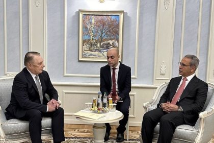 العراق وبلاروسيا يبحثان وجهات النظر في الانظمة القضائية