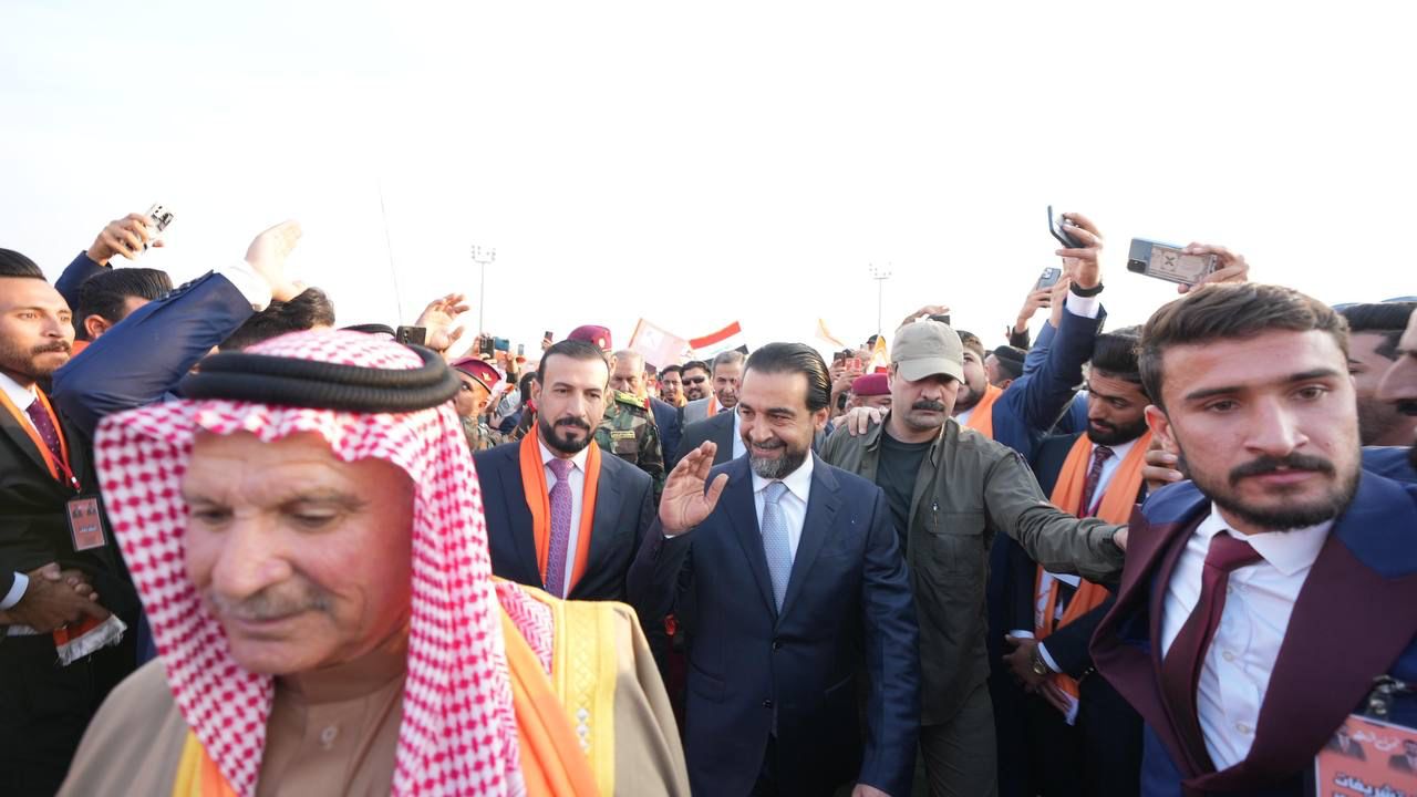 الرئيس محمد الحلبوسي يحضر تجمعاً جماهيرياً في عامرية الصمود