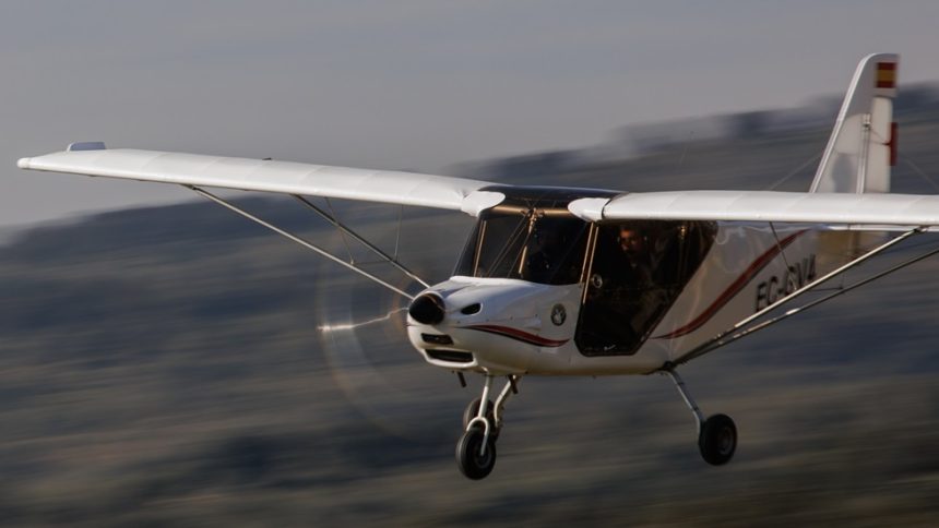 مصرع طيار وراكبين باصطدام طائرة بخطوط الكهرباء في ولاية أوريغون الأمريكية