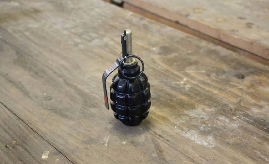 مقتل شخص وإصابة اثنين آخرين نتيجة استهداف منزل بقنبلة يدوية بمنطقة الكمالية في بغداد