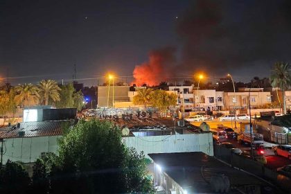 اندلاع حريق بمحل تجاري في الاعظمية ببغداد