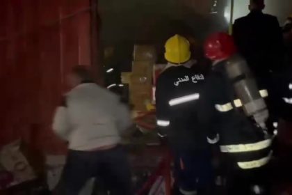 حريق يلتهم محال تجارية بمنطقة حي العامل في كربلاء