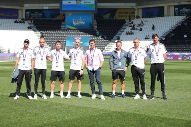 بالصور.. وصول وفد مُنتخبنا الوطني إلى ملعب جاسم بن حمد في الدوحة استعداداً لملاقاة فيتنام
