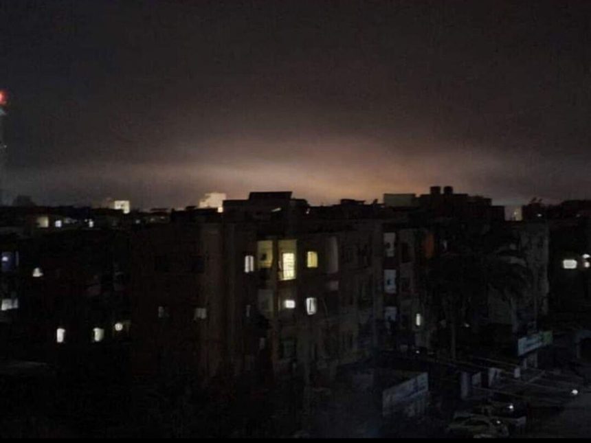المرصد السوري: سقوط 6 ضحايا جراء القصف الجوي في دير الزور شرقي سوريا