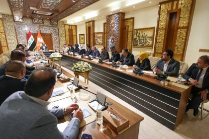 مكتب الحلبوسي: الاجتماع بحث أهمية تفعيل الحكومات المحلية وتشكيل الحكومة المحلية الجديدة في الأنبار