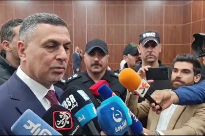 العيداني يجيب على سؤال الصحفيين عن محافظ البصرة الجديد: بالتأكيد أسعد العيداني