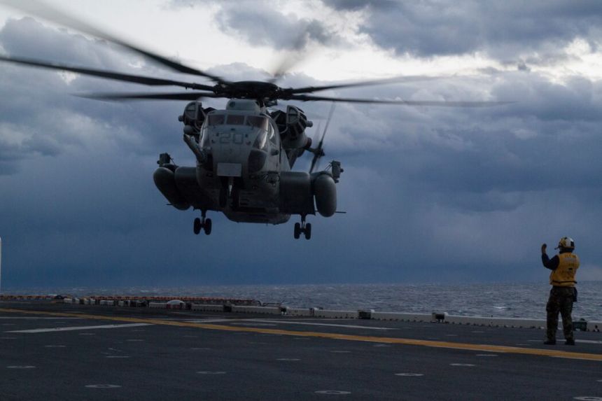 مقتل 5 جنود امريكيين بتحطم طائرة مروحية بين نيفادا وكاليفورنيا