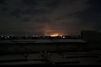 اصابة 3 موظفين بقصف جوي اسرائيلي استهدف مطار النيرب في سوريا