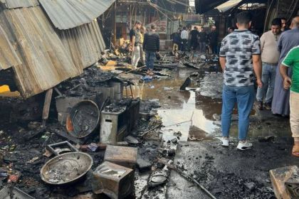 إخماد حريق اندلع داخل سوق الجمهورية في البصرة