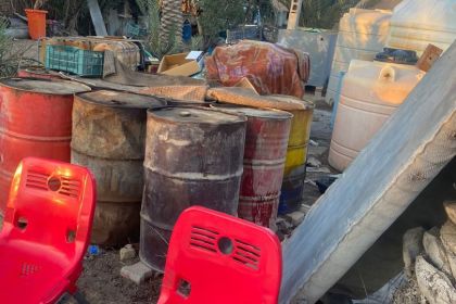 الاستخبارات العسكرية تضبط وكراً معدا لخزن وتهريب المشتقات النفطية جنوب بغداد