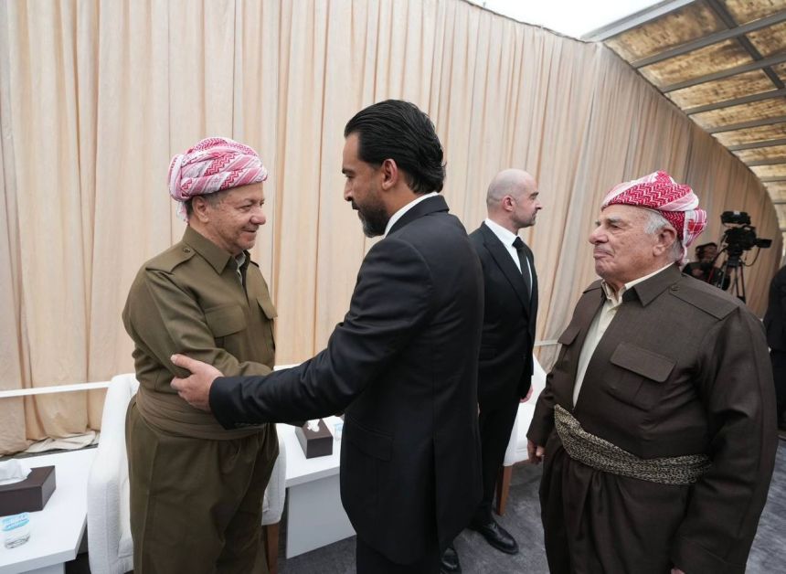 بالصور.. الرئيس الحلبوسي يقدم واجب العزاء إلى مسعود بارزاني بوفاة شقيقته
