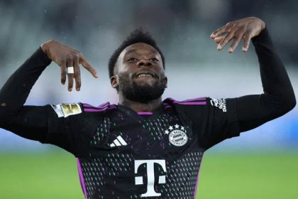 الاتفاق تم.. ألفونسو ديفيز يضع قدمه في ريال مدريد