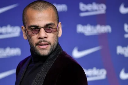 بعد إدانته في قضية اغتصاب.. داني ألفيس يتعرض للاهانة في البرازيل