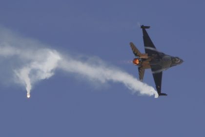 طائرات تركية تستهدف مواقع لحزب العمال الكردستاني شمالي دهوك