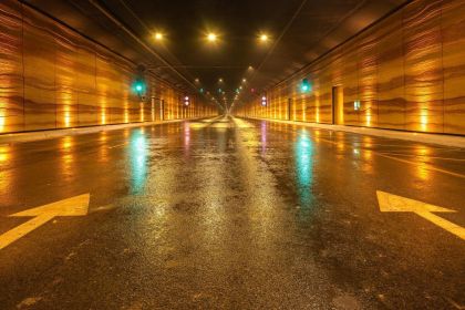 بطول 2430 مترا.. السعودية تفتتح أحد أطول الأنفاق في الشرق الأوسط