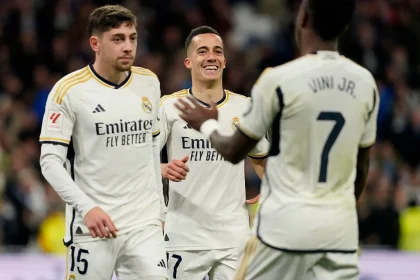 ريال مدريد يعزز صدارته للدوري الإسباني بعد تغلبه على أوساسونا بأربعة أهداف لهدفين