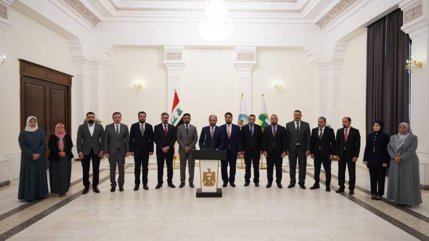 محافظ الأنبار يعلن توفير 8099 درجة عقد وظيفي ضمن قانون الموازنة