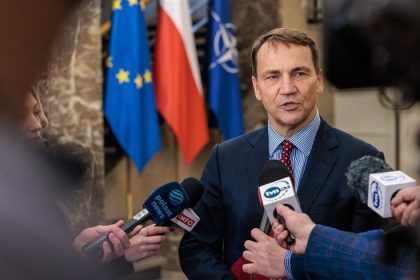 بولندا تعلن انشاء مهمة مشتركة لحلف الناتو في اوكرانيا