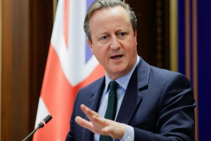 وزير الخارجية البريطاني: على إيران عدم جَر الشرق الأوسط لصراع أوسع