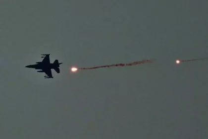 إعلام عبري: الجيش ينفذ الآن هجوما واسعا في قلب لبنان