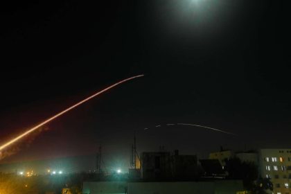 اعلام عبري: سماع دوي عدة انفجارات في إيلات جنوب اسرائيل